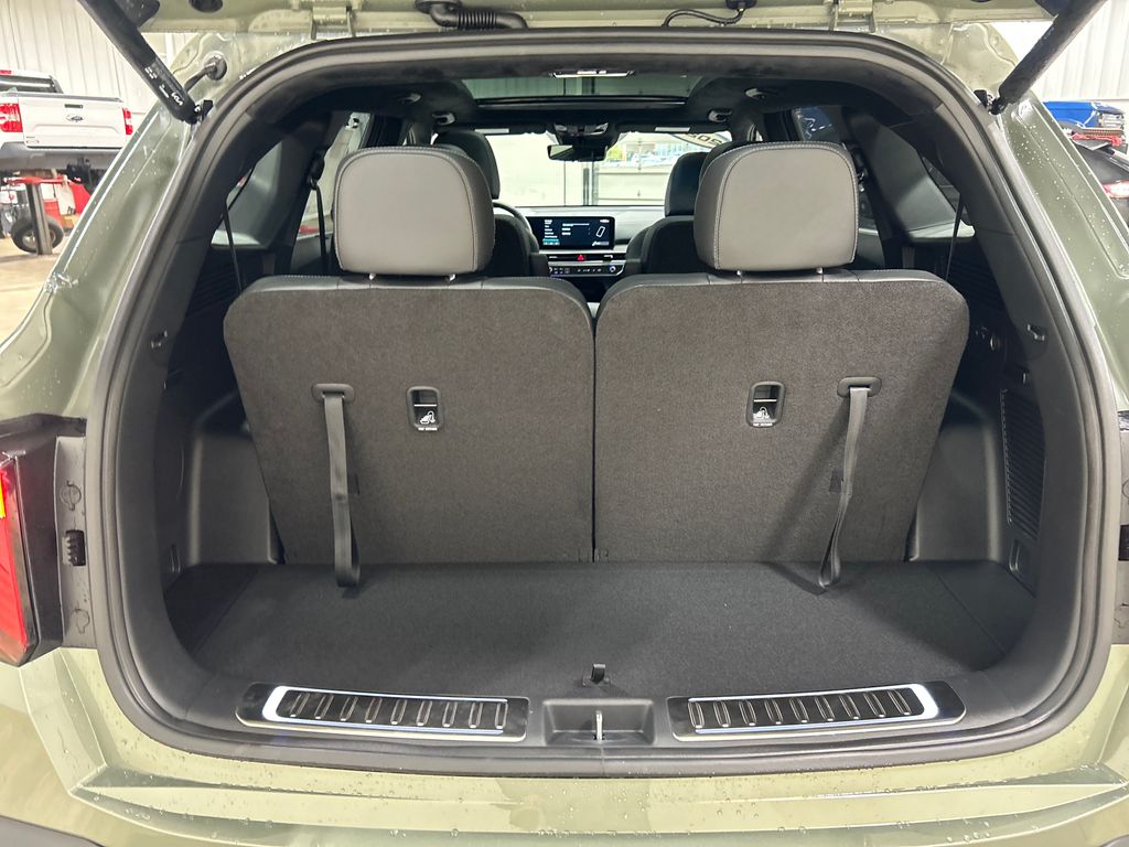 new 2025 Kia Sorento car, priced at $44,243