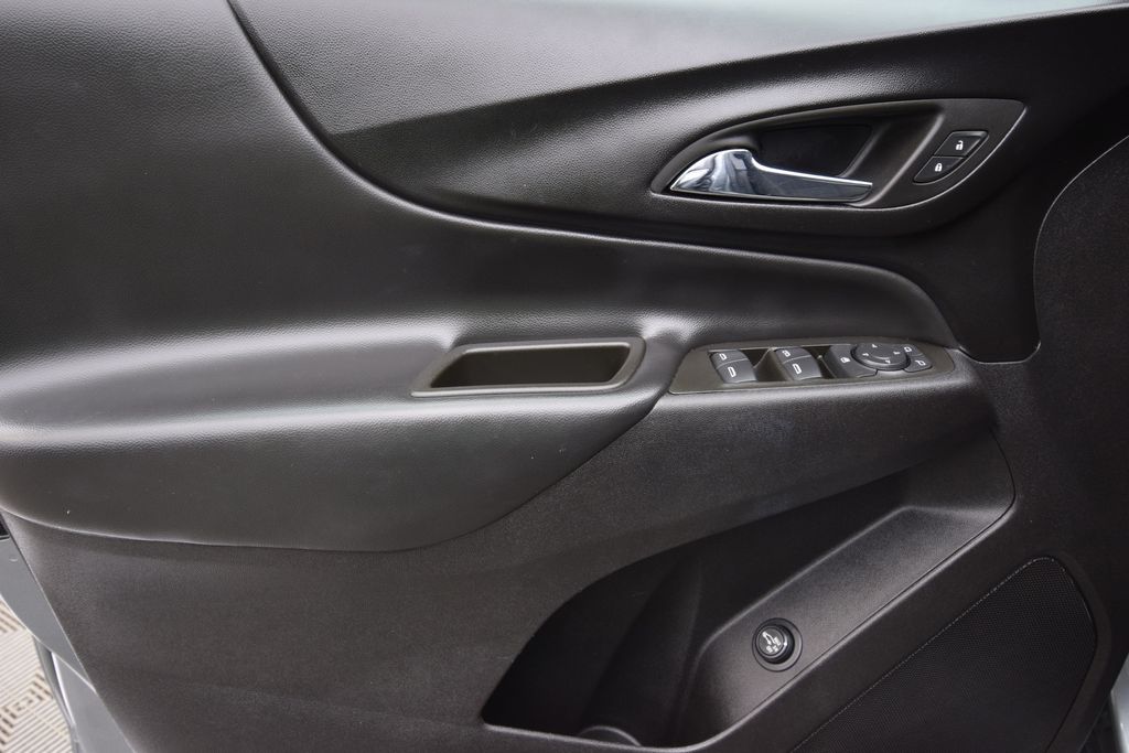 used 2024 Chevrolet Equinox car, priced at $21,600