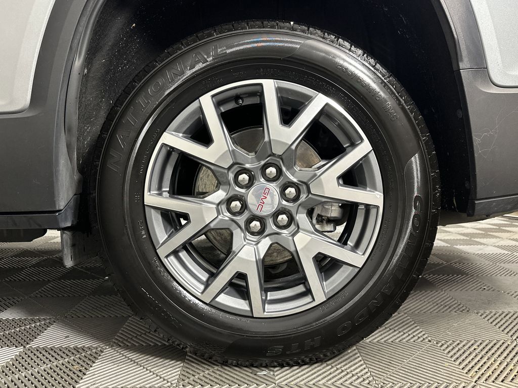 used 2023 GMC Acadia car, priced at $28,363