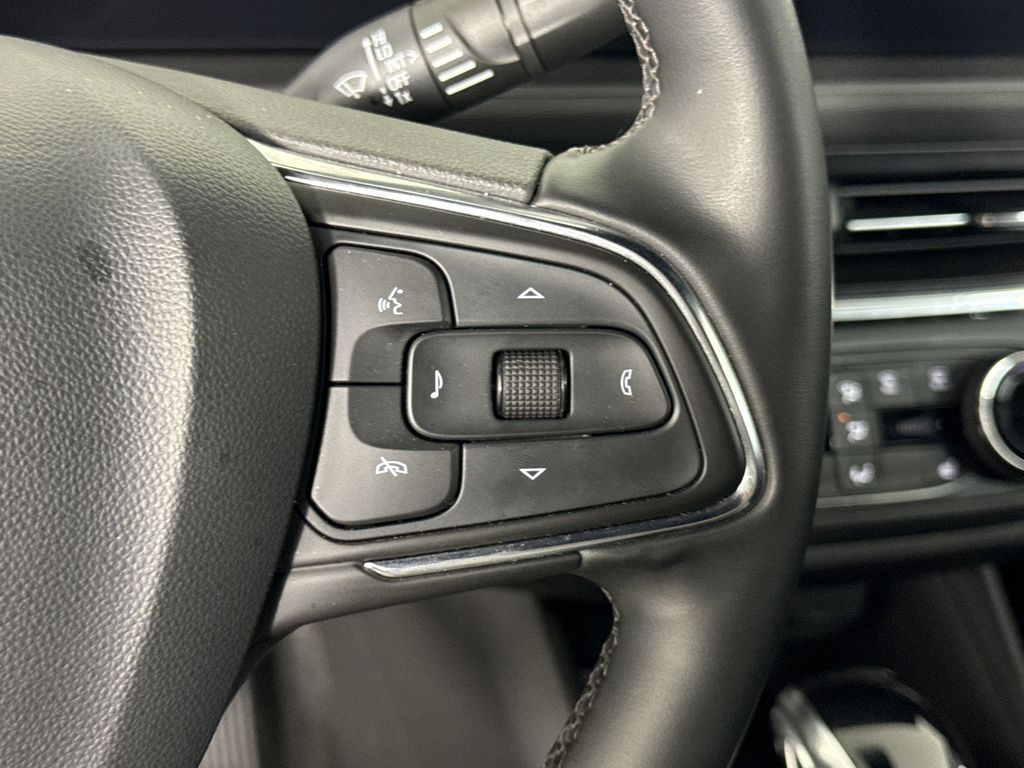 used 2025 Buick Envista car, priced at $22,897