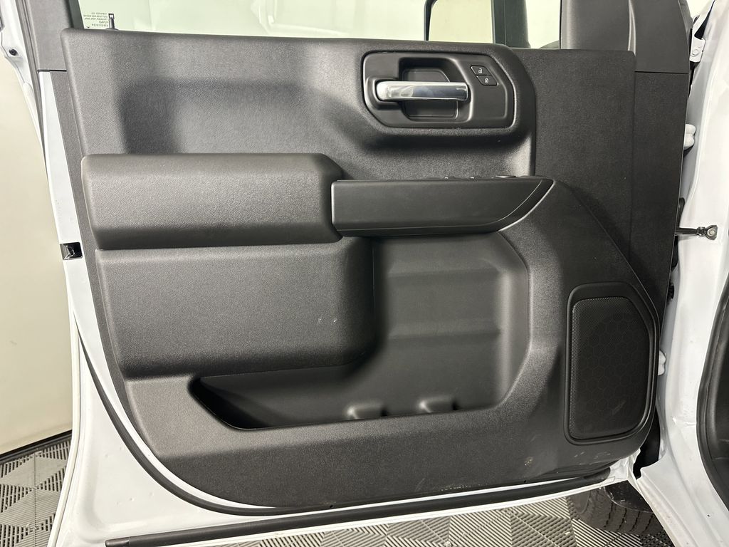 new 2025 GMC Sierra 2500HD car, priced at $53,426