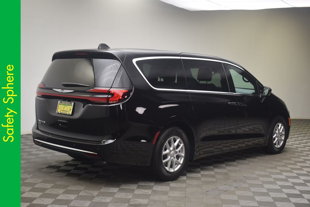 new 2026 Chrysler Pacifica car, priced at $45,603