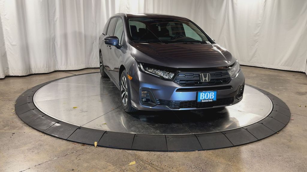 new 2026 Honda Odyssey car, priced at $44,290