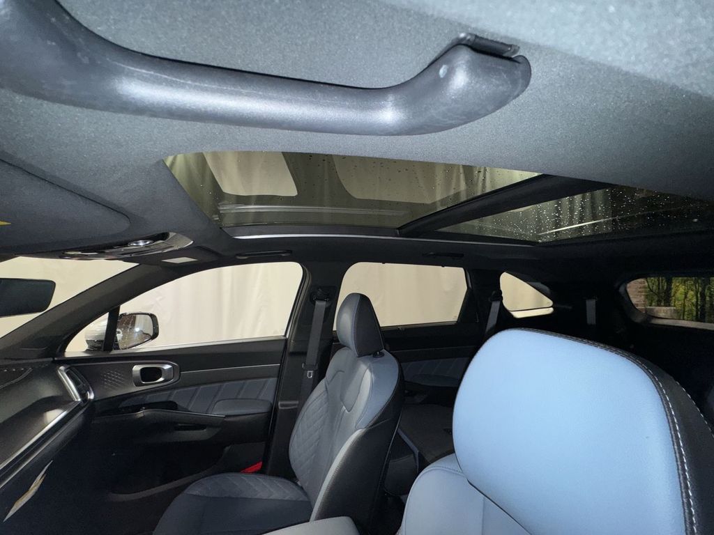 new 2025 Kia Sorento Hybrid car, priced at $47,971