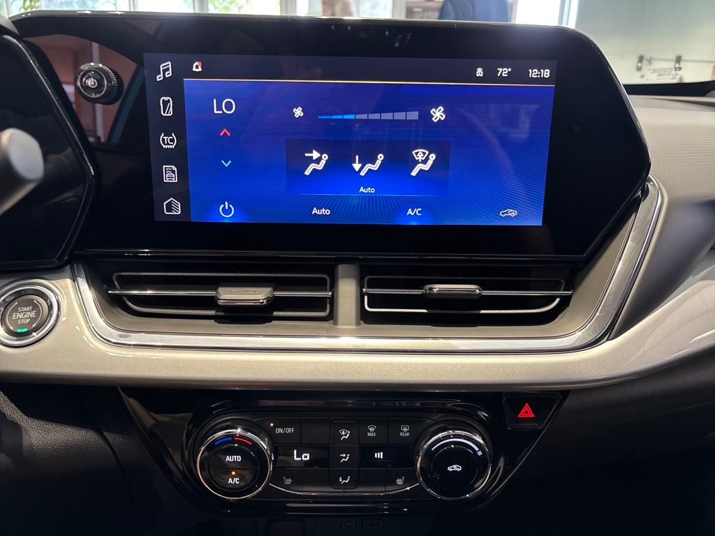 new 2025 Chevrolet Trax car, priced at $25,880