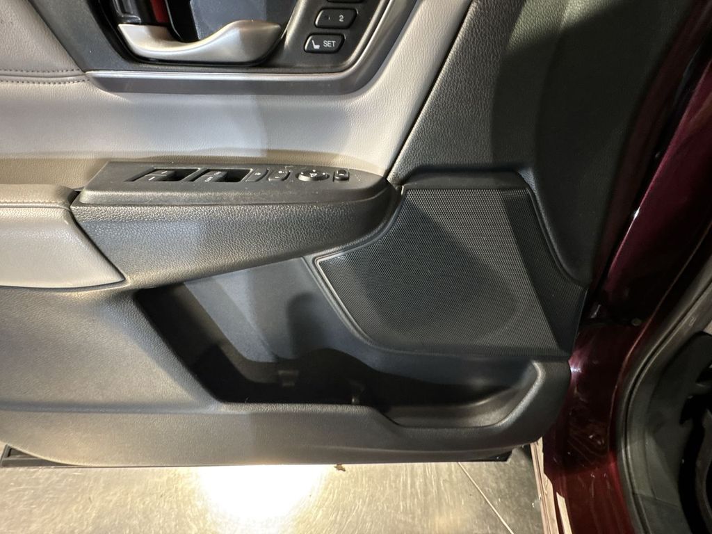 used 2017 Honda CR-V car, priced at $22,673