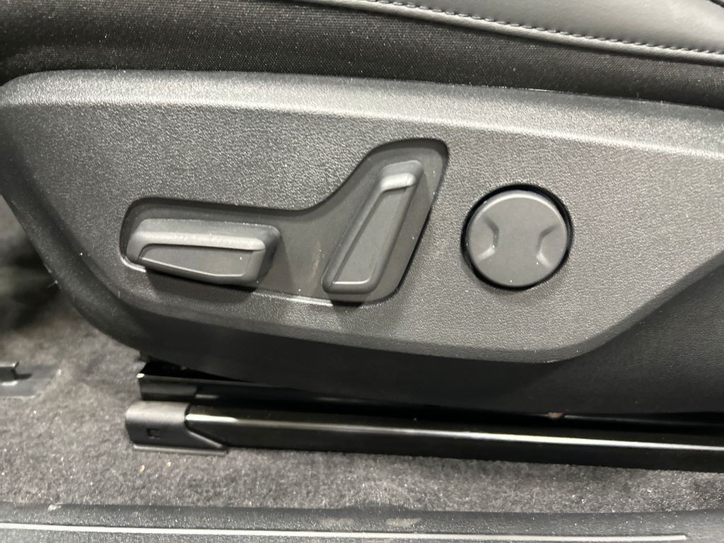 new 2025 Kia EV6 car, priced at $49,635