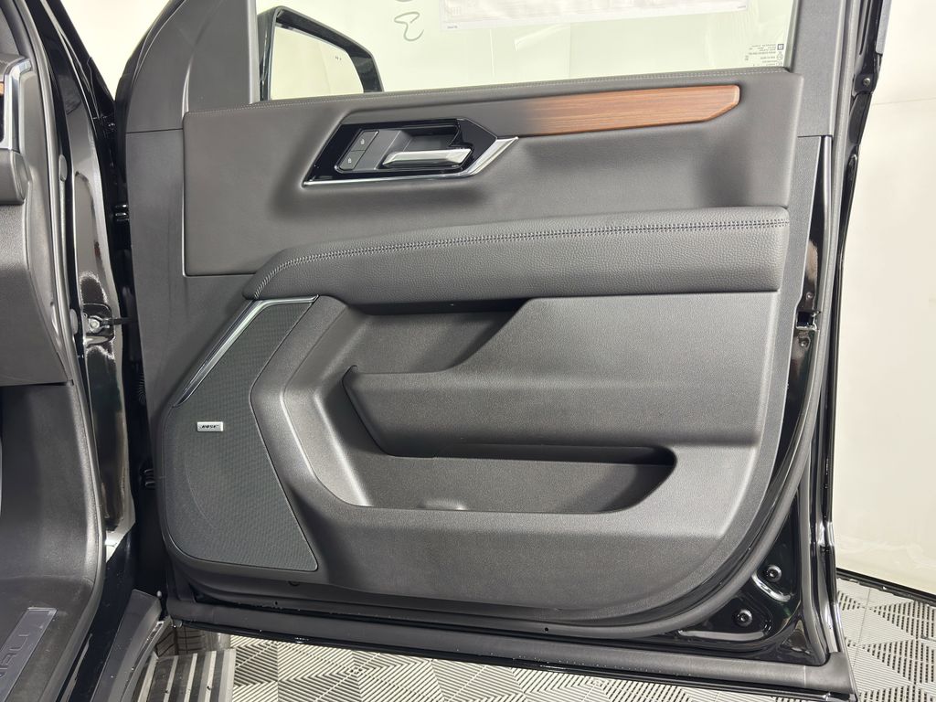 new 2025 GMC Yukon XL car, priced at $86,759
