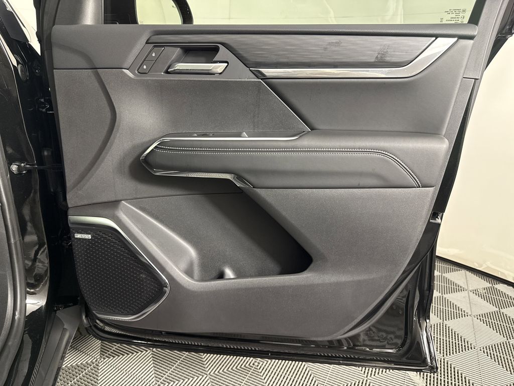new 2025 GMC Acadia car, priced at $42,724