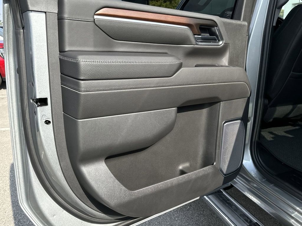 new 2025 GMC Sierra 2500HD car, priced at $86,009