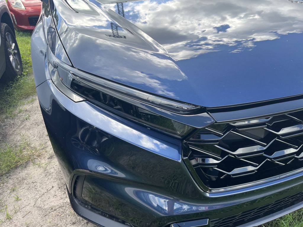 used 2025 Honda CR-V Hybrid car, priced at $35,992
