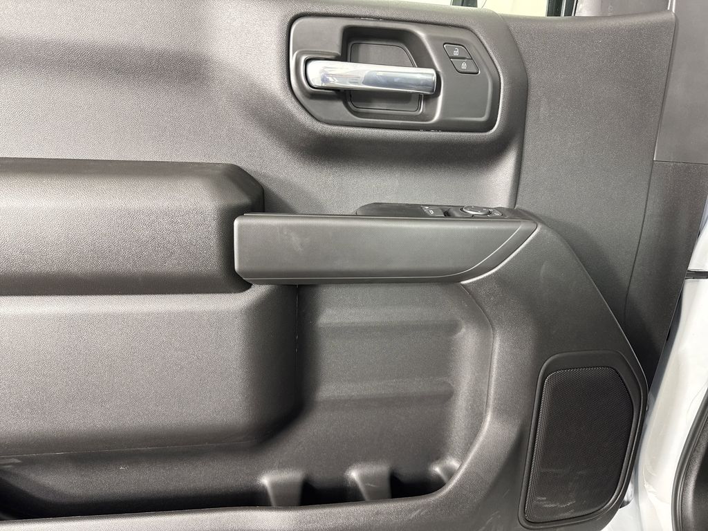 new 2025 GMC Sierra 1500 car, priced at $37,180