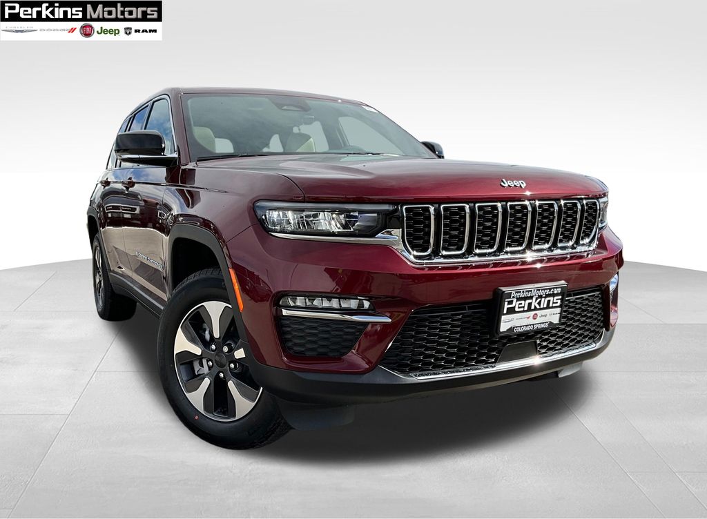 new 2025 Jeep Grand Cherokee car, priced at $52,869