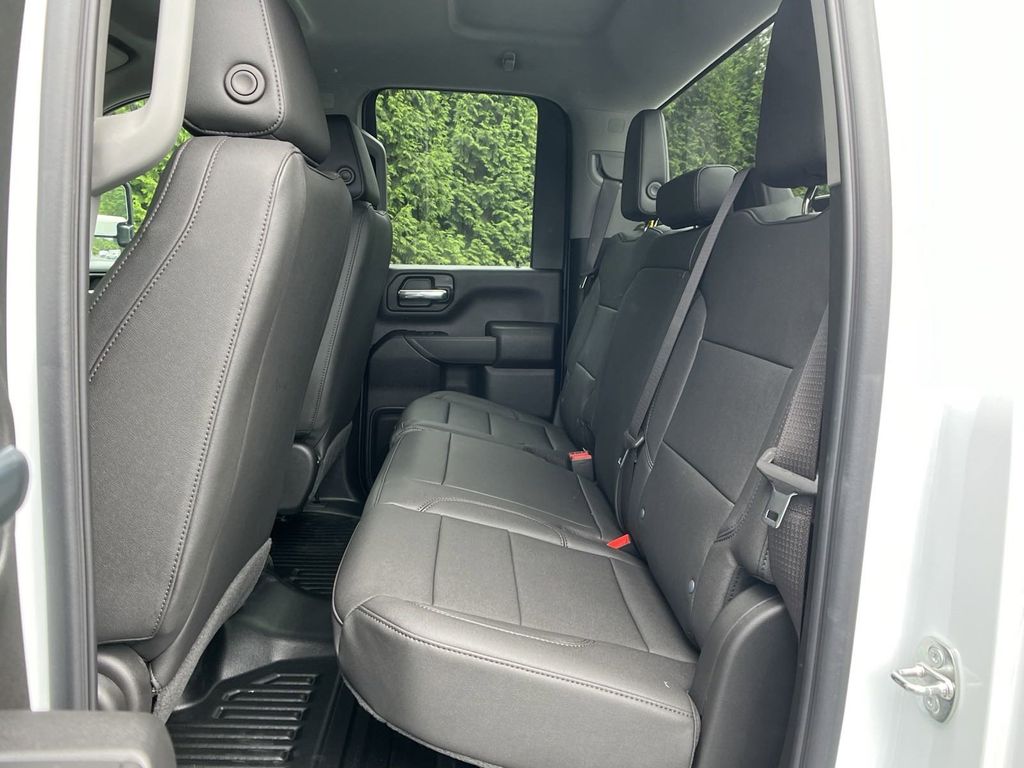 new 2024 GMC Sierra 2500HD car, priced at $44,678