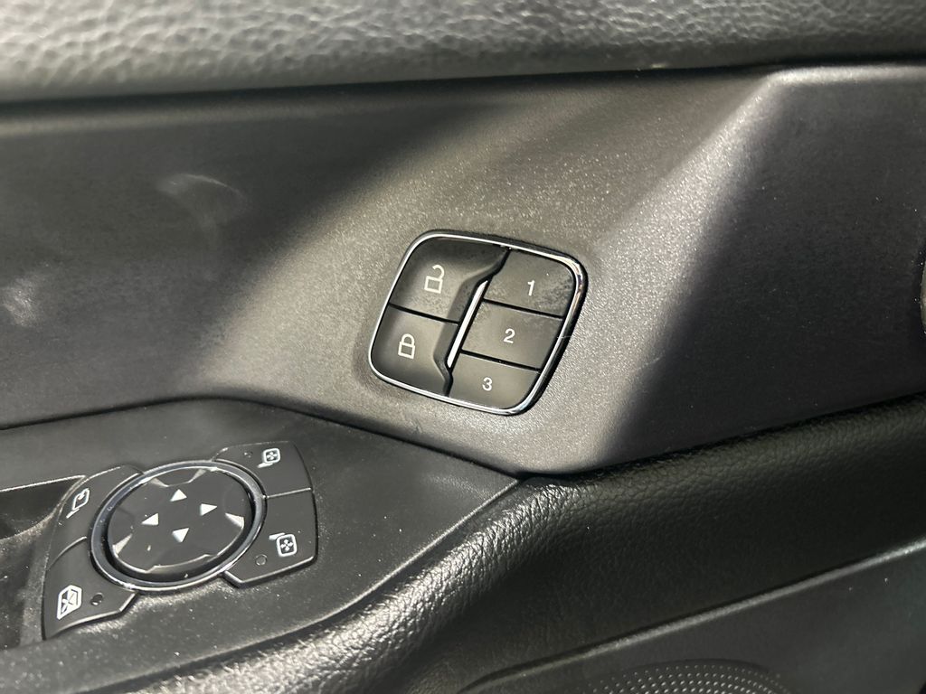 used 2021 Ford Expedition car, priced at $48,408