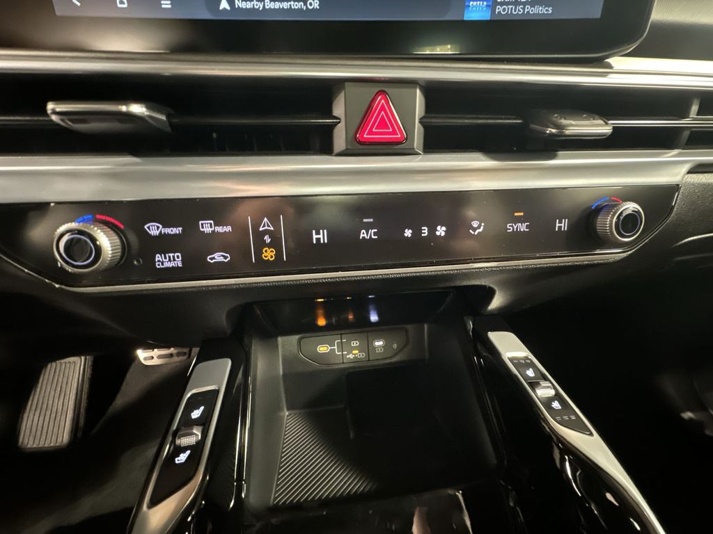 new 2025 Kia Sorento car, priced at $46,484