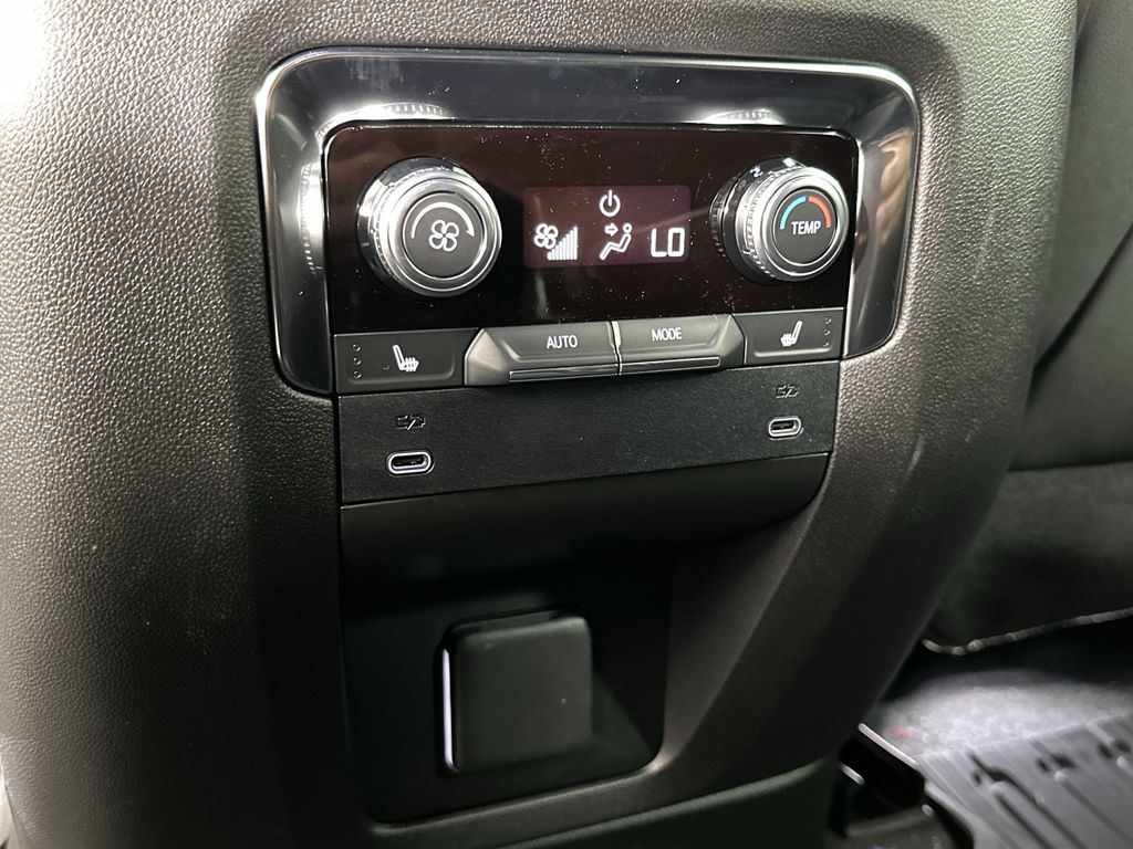 new 2025 GMC Yukon car, priced at $73,909
