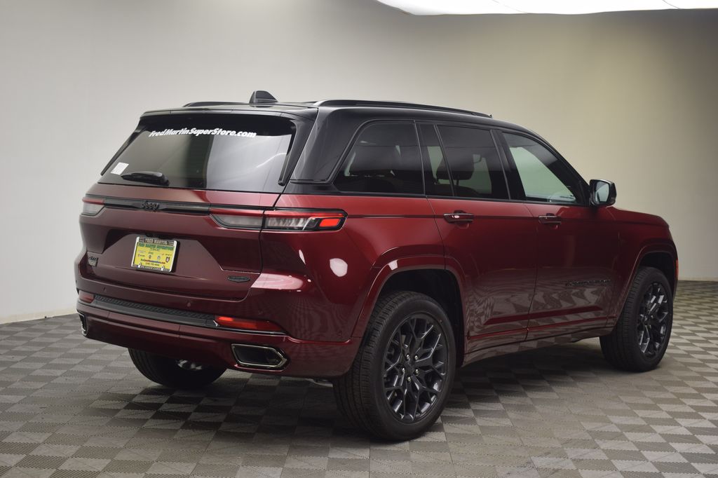 new 2025 Jeep Grand Cherokee car, priced at $61,204