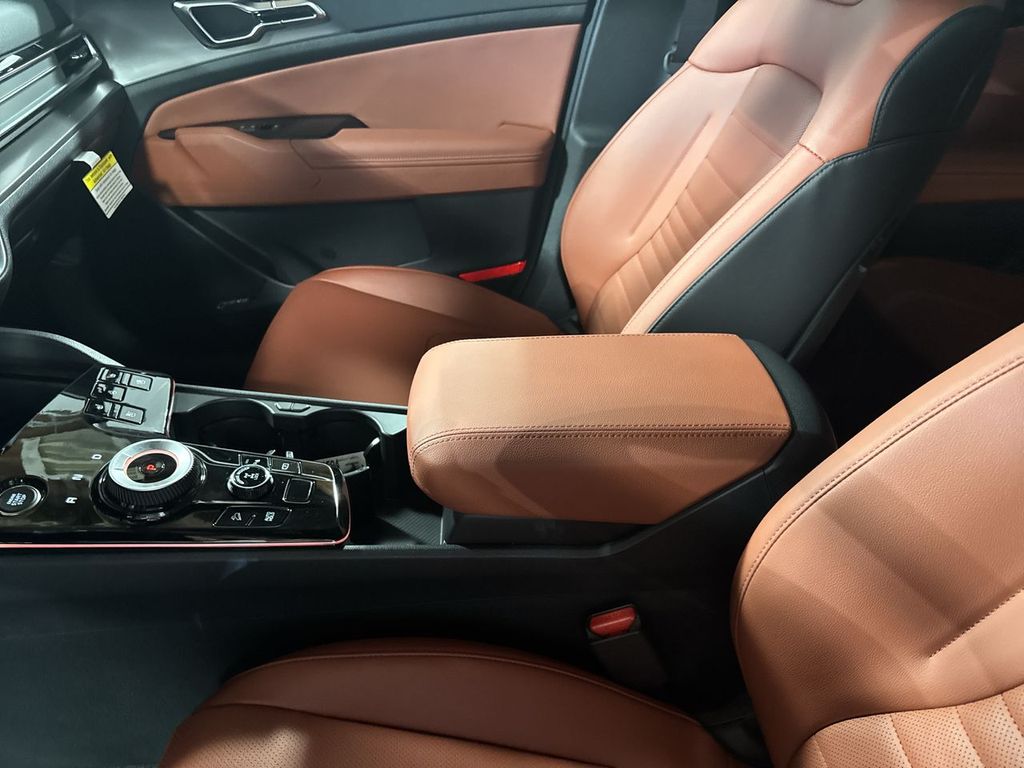 new 2025 Kia Sportage Hybrid car, priced at $39,788