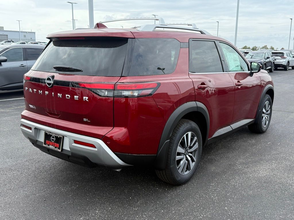 new 2024 Nissan Pathfinder car, priced at $37,925