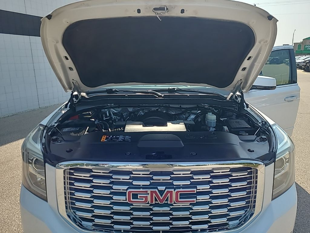 used 2018 GMC Yukon XL car, priced at $24,872