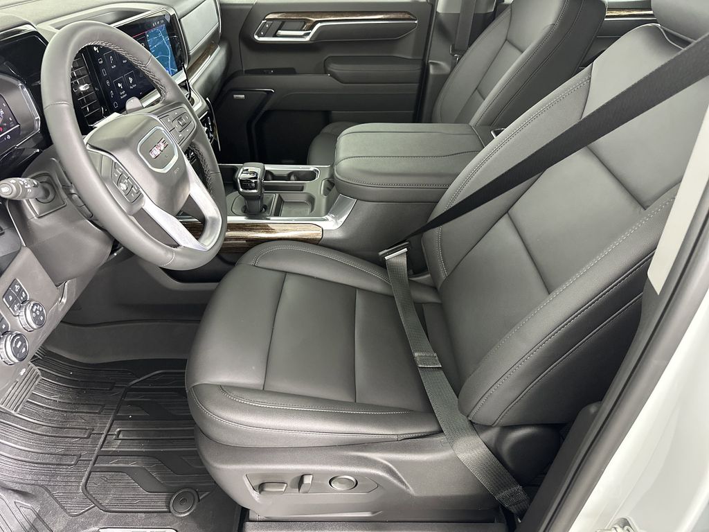 new 2025 GMC Sierra 1500 car, priced at $59,929