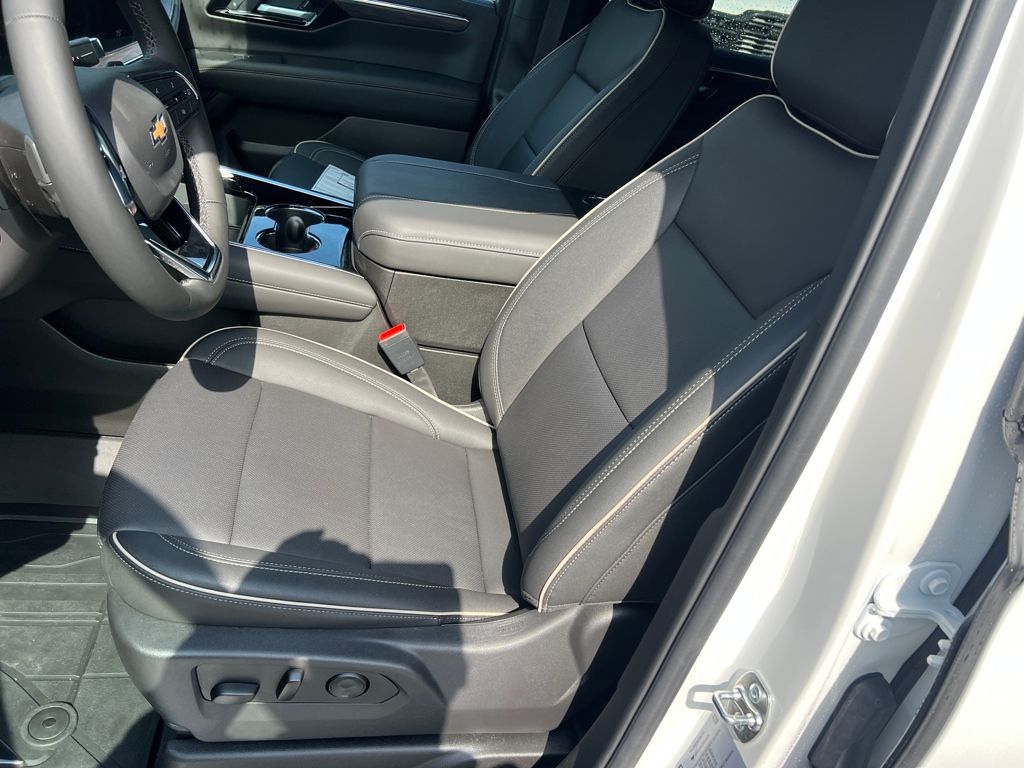 new 2025 Chevrolet Tahoe car, priced at $81,095