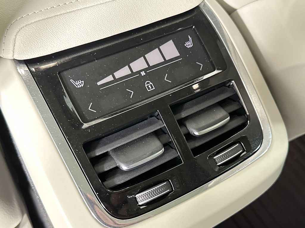 used 2022 Volvo XC60 car, priced at $36,795