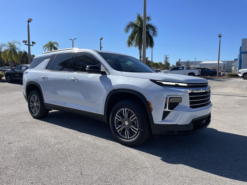 new 2026 Chevrolet Traverse car, priced at $38,835