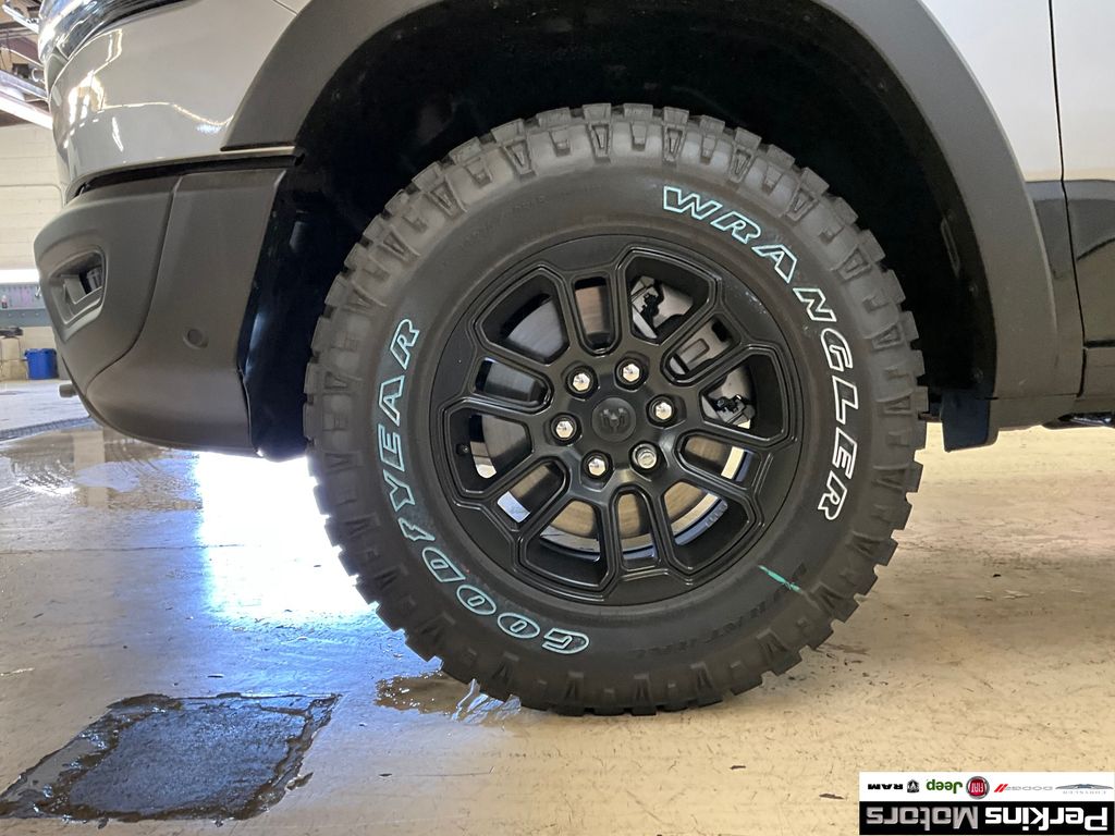 new 2025 Ram 1500 car, priced at $59,738