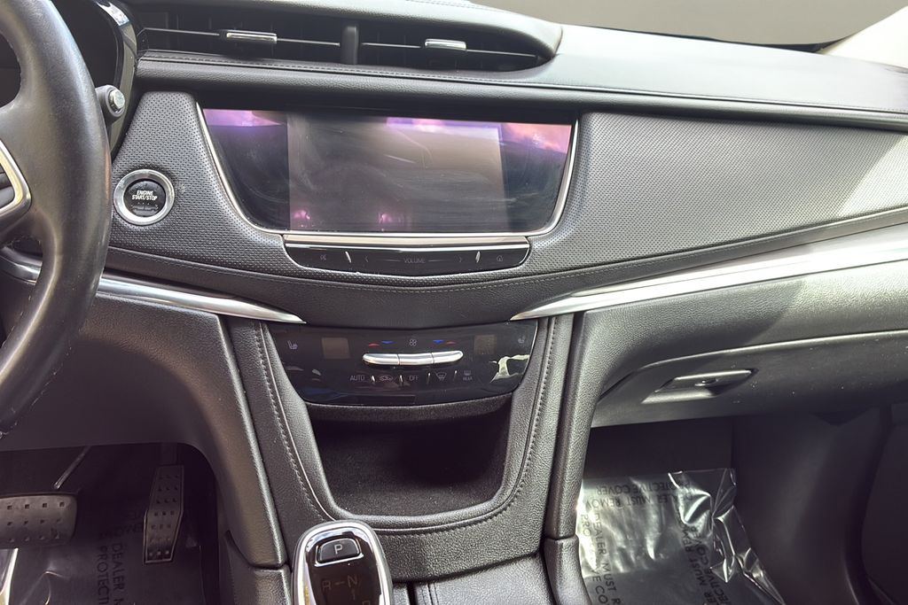 used 2017 Cadillac XT5 car, priced at $18,800