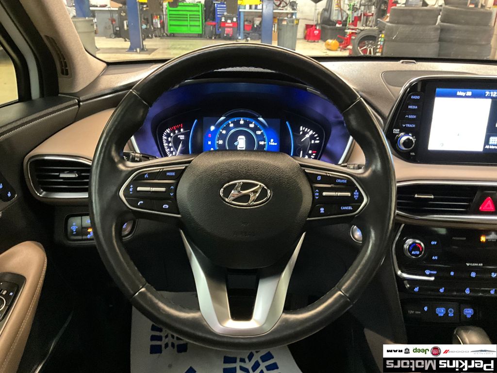 used 2020 Hyundai Santa Fe car, priced at $25,161