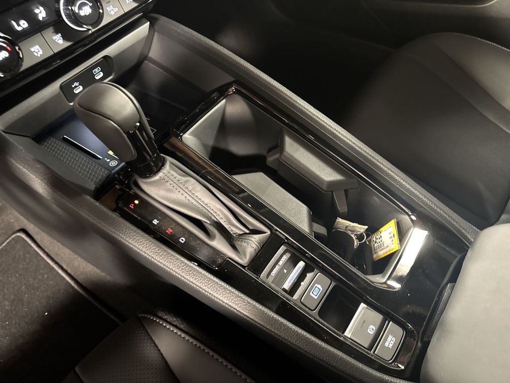 new 2025 Honda Accord Hybrid car, priced at $36,090