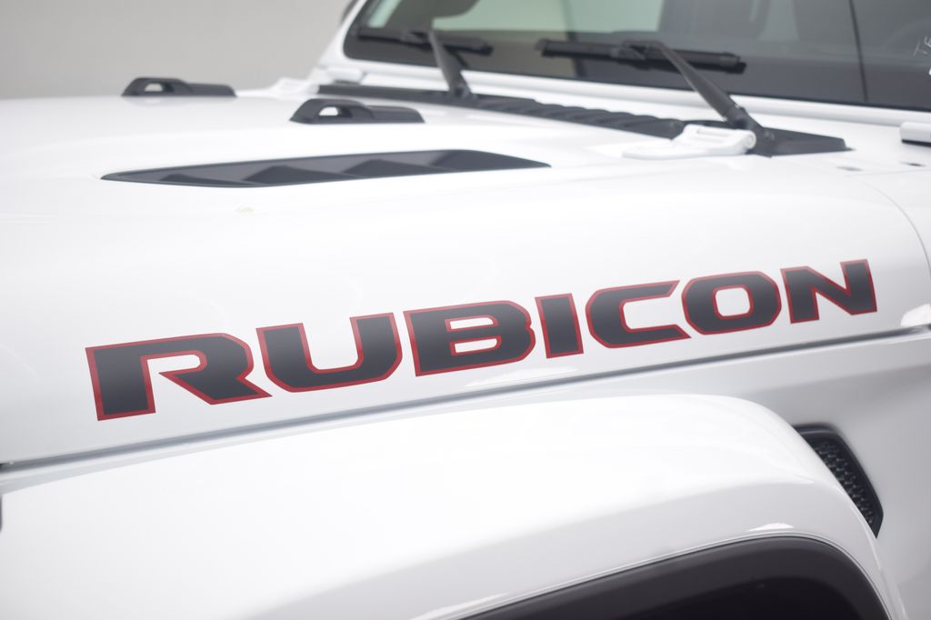 new 2025 Jeep Gladiator car, priced at $55,312
