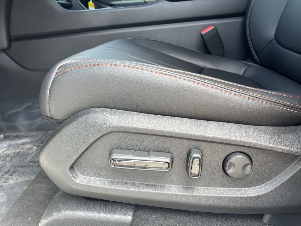 new 2025 Honda Pilot car, priced at $49,296