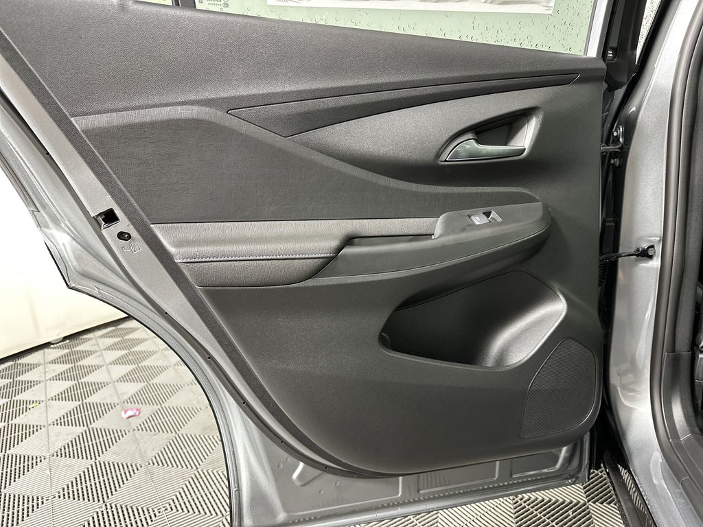 new 2025 Buick Envista car, priced at $27,285