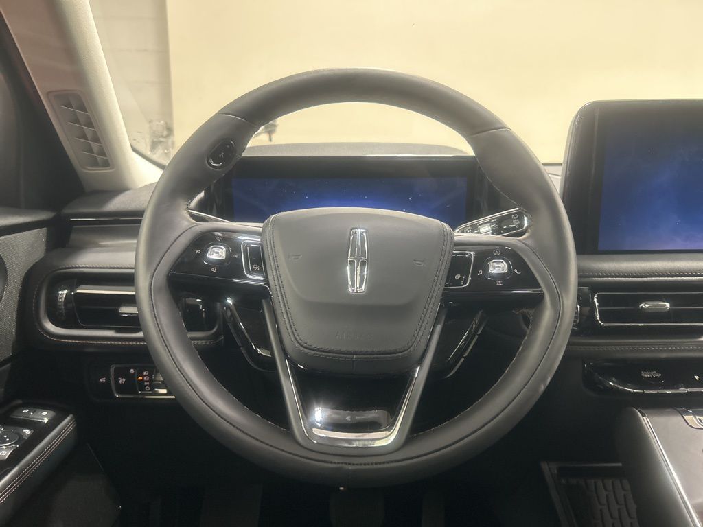 new 2025 Lincoln Aviator car, priced at $69,075