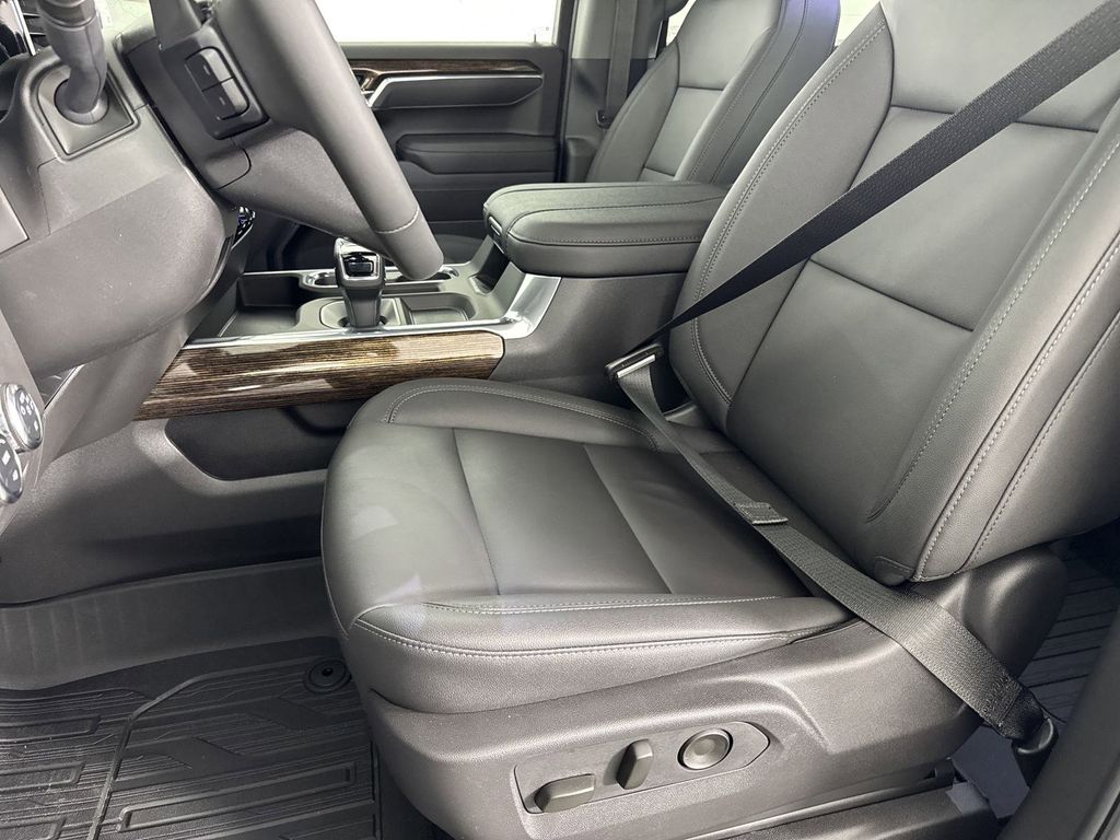 new 2025 GMC Sierra 1500 car, priced at $61,729