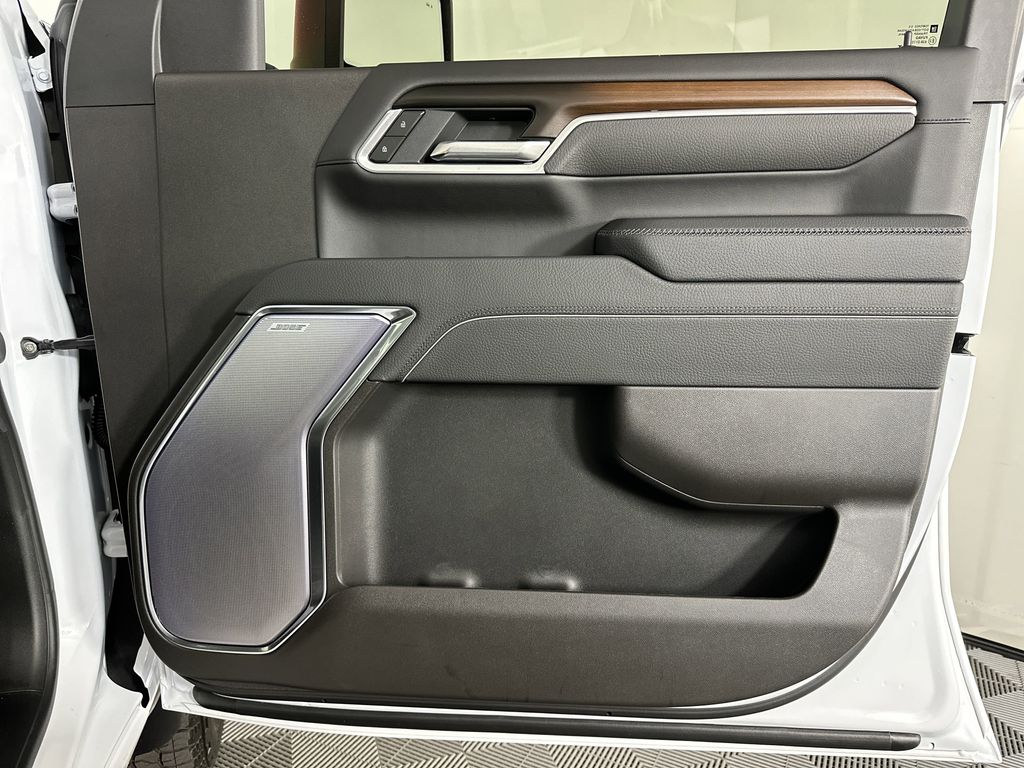 new 2025 GMC Sierra 2500HD car, priced at $87,090