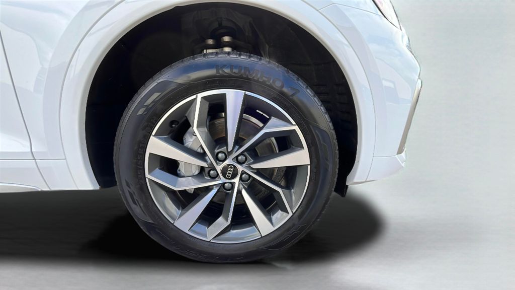 used 2024 Audi Q5 car, priced at $39,950