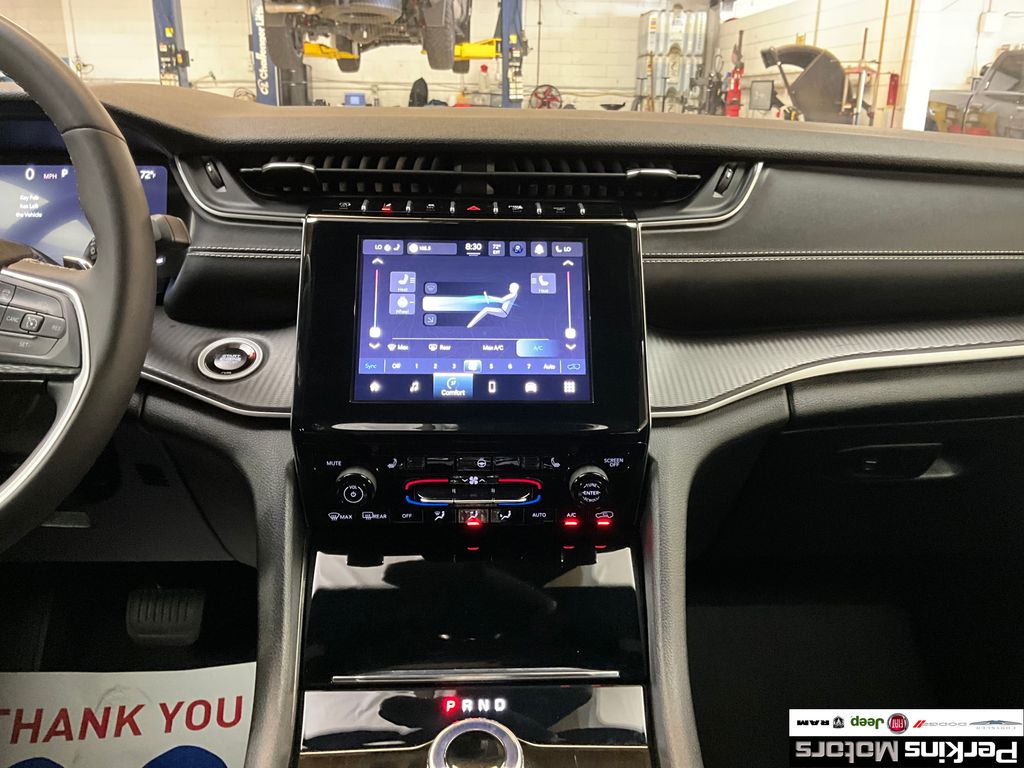 used 2024 Jeep Grand Cherokee car, priced at $36,958