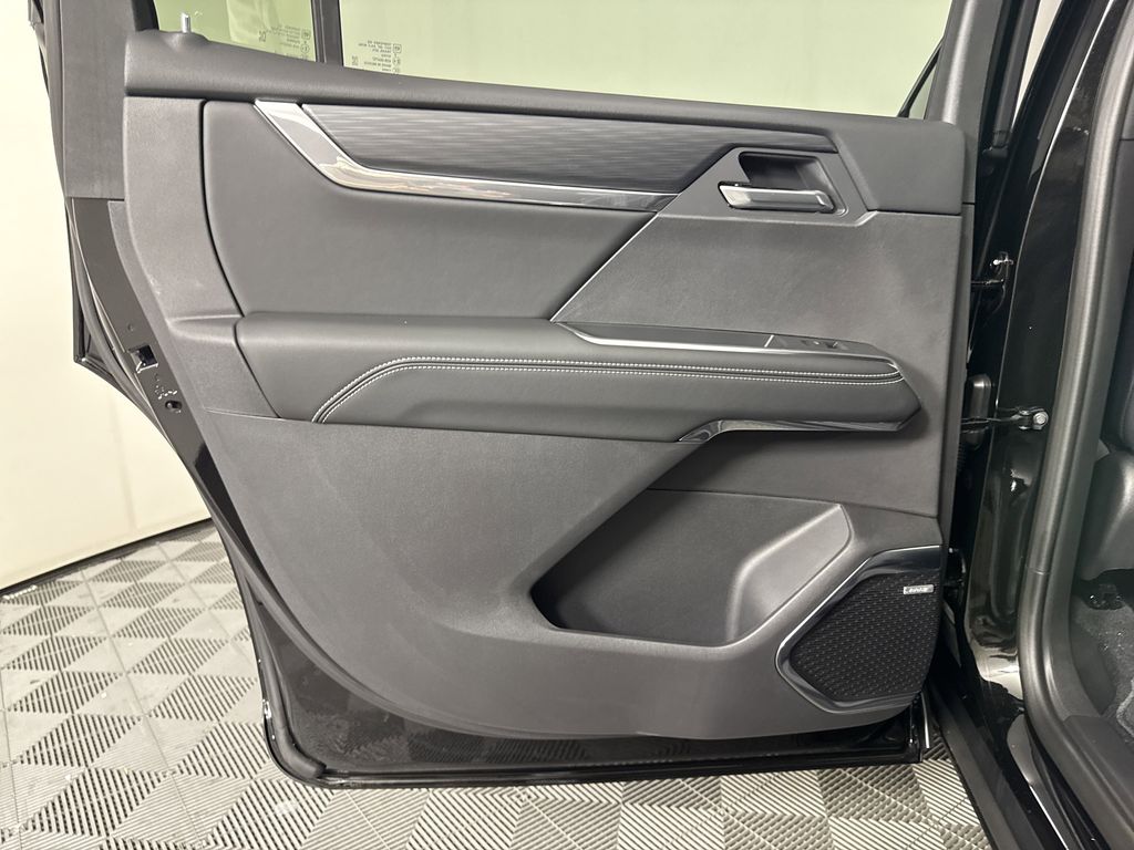 new 2025 GMC Acadia car, priced at $42,724