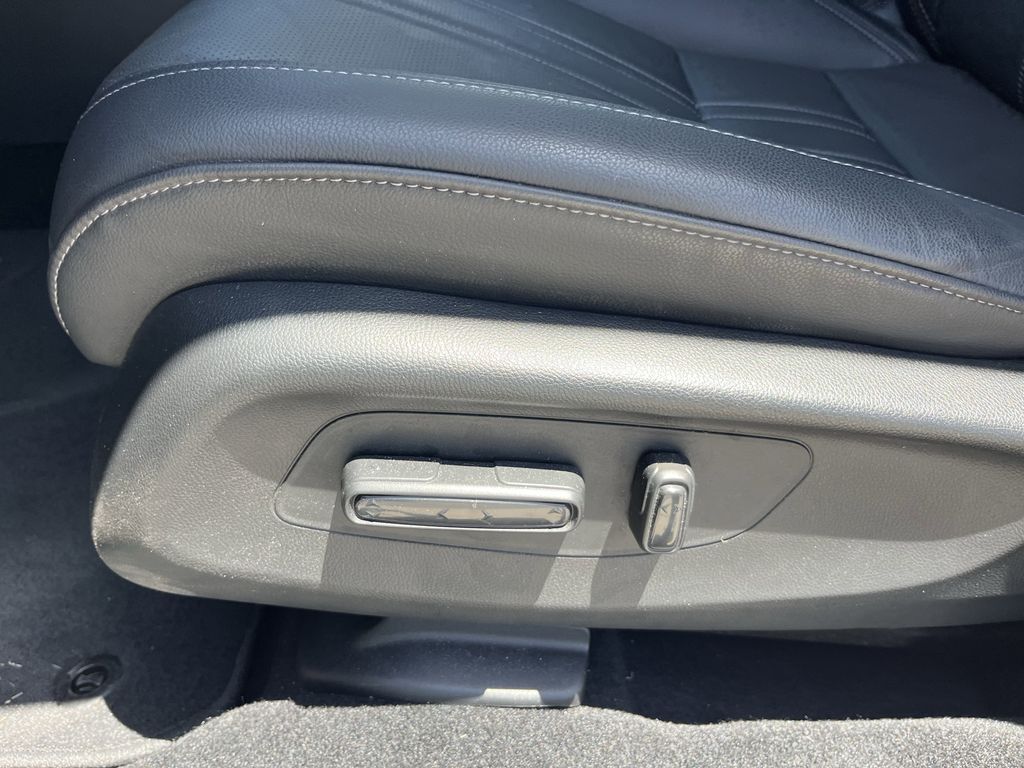 used 2024 Honda HR-V car, priced at $26,992