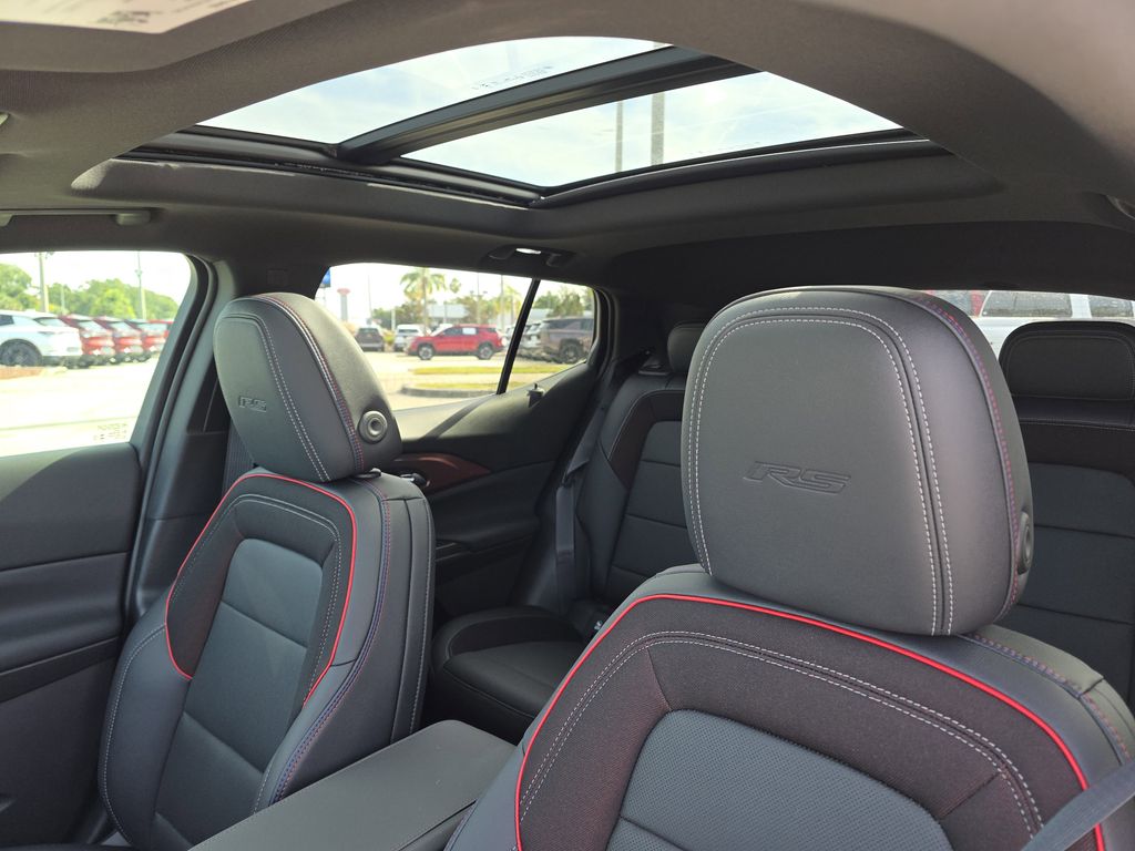 new 2025 Chevrolet Equinox EV car, priced at $39,995