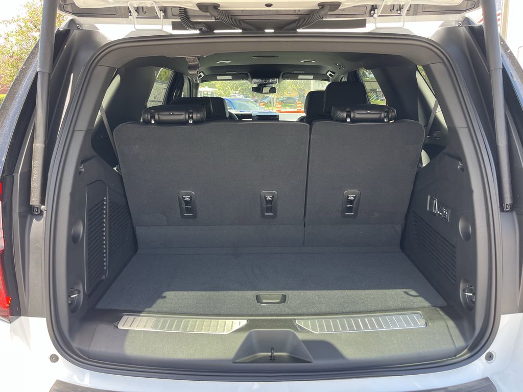 new 2025 GMC Yukon car, priced at $83,140