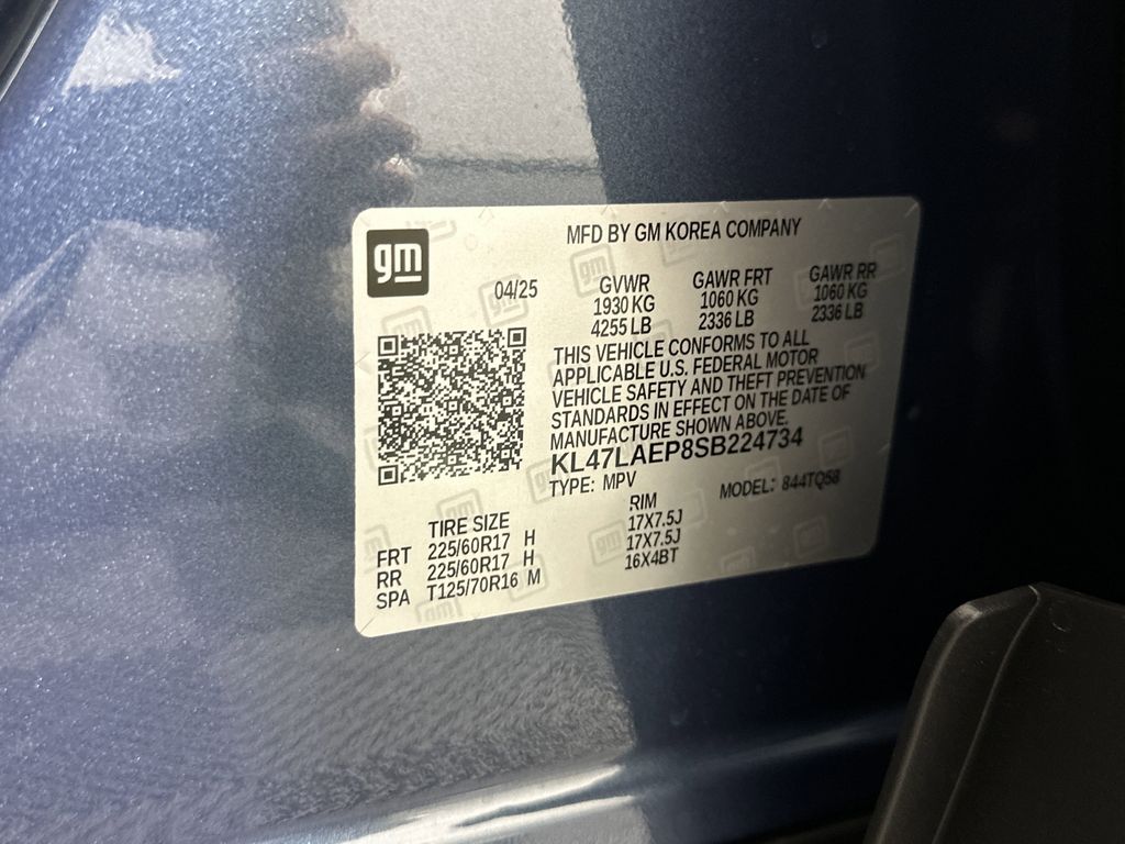 new 2025 Buick Envista car, priced at $27,375
