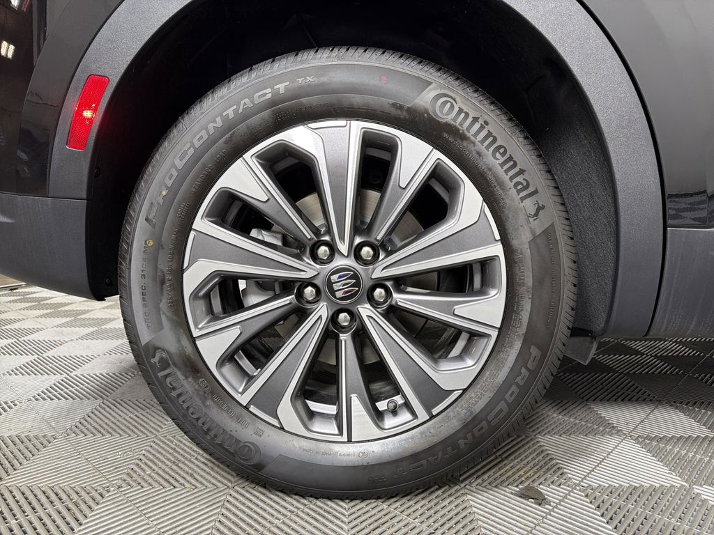 new 2025 Buick Envision car, priced at $35,740