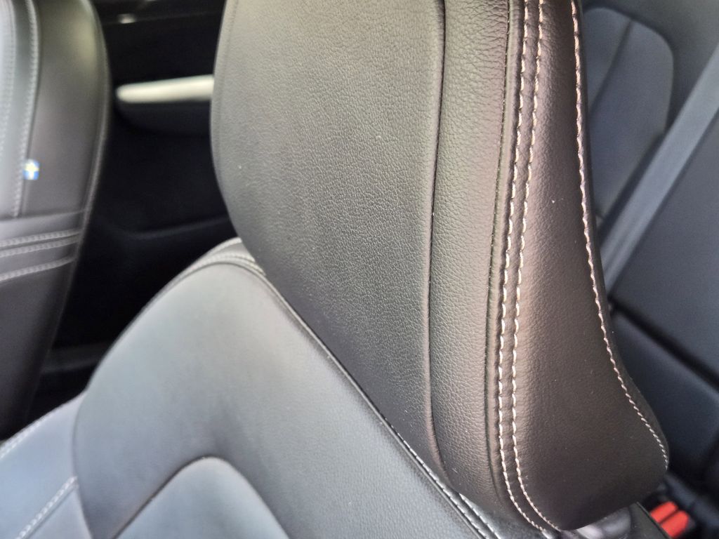 used 2021 Volvo XC40 car, priced at $22,862