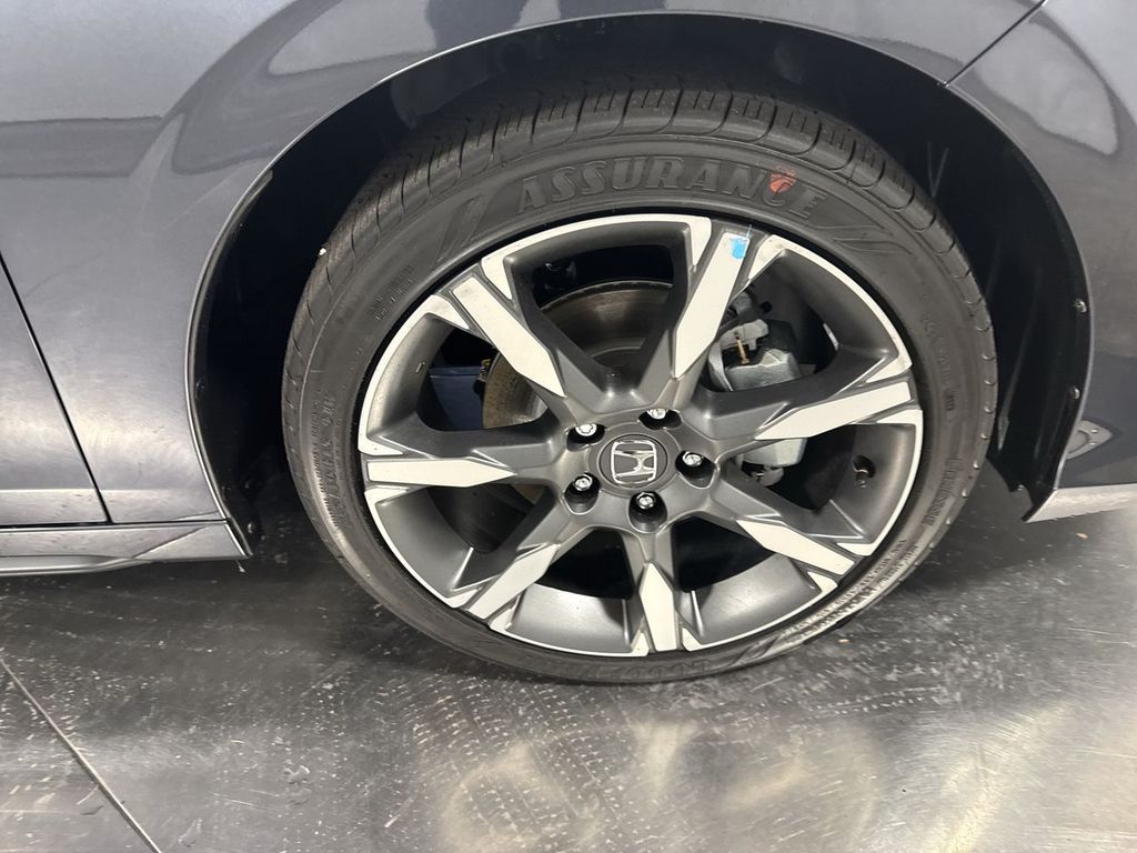 new 2025 Honda Civic Hybrid car, priced at $34,300