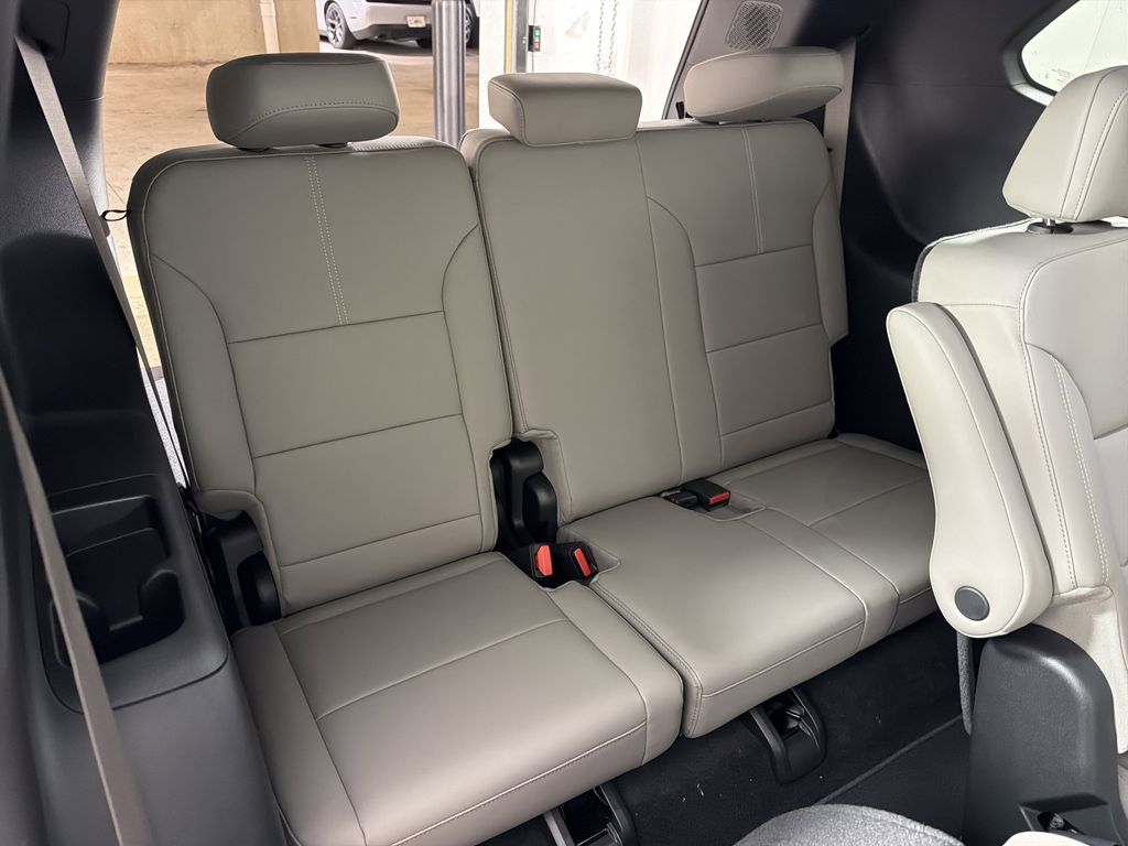 new 2026 GMC Acadia car, priced at $51,625